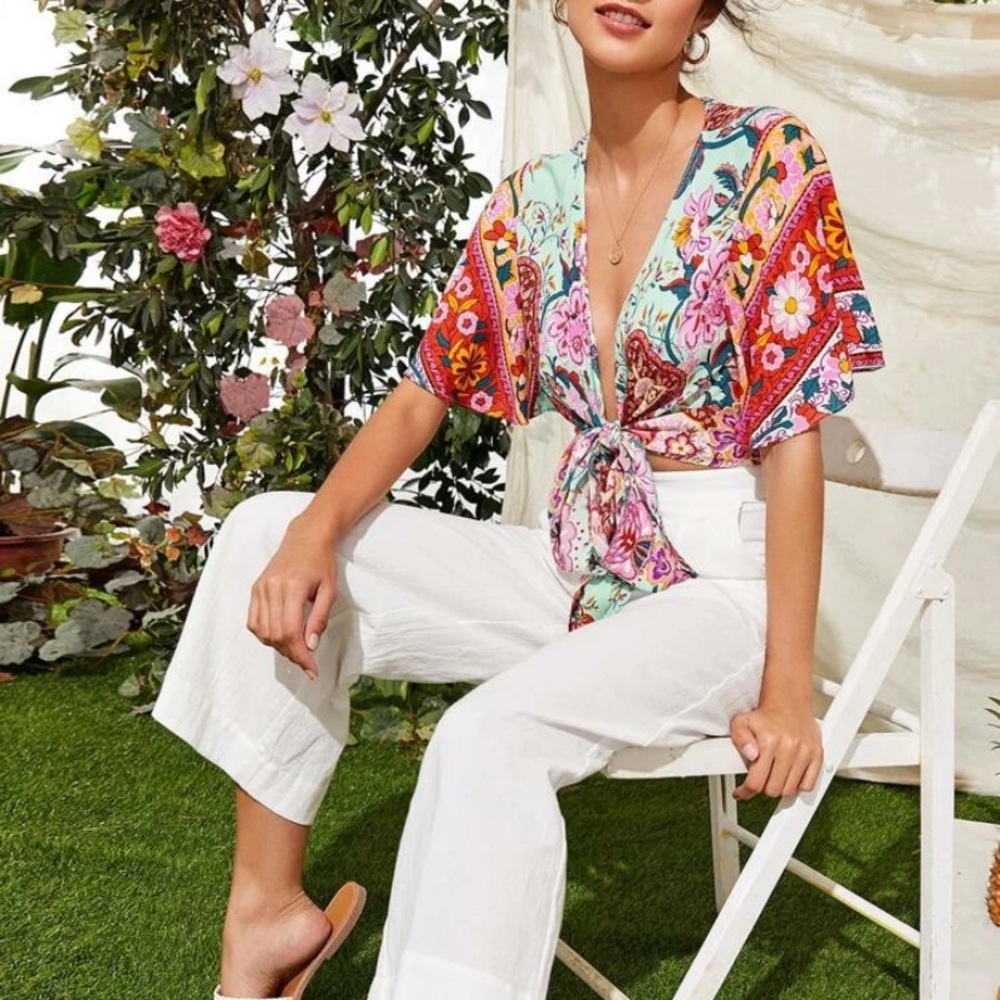 Tie up floral crop top